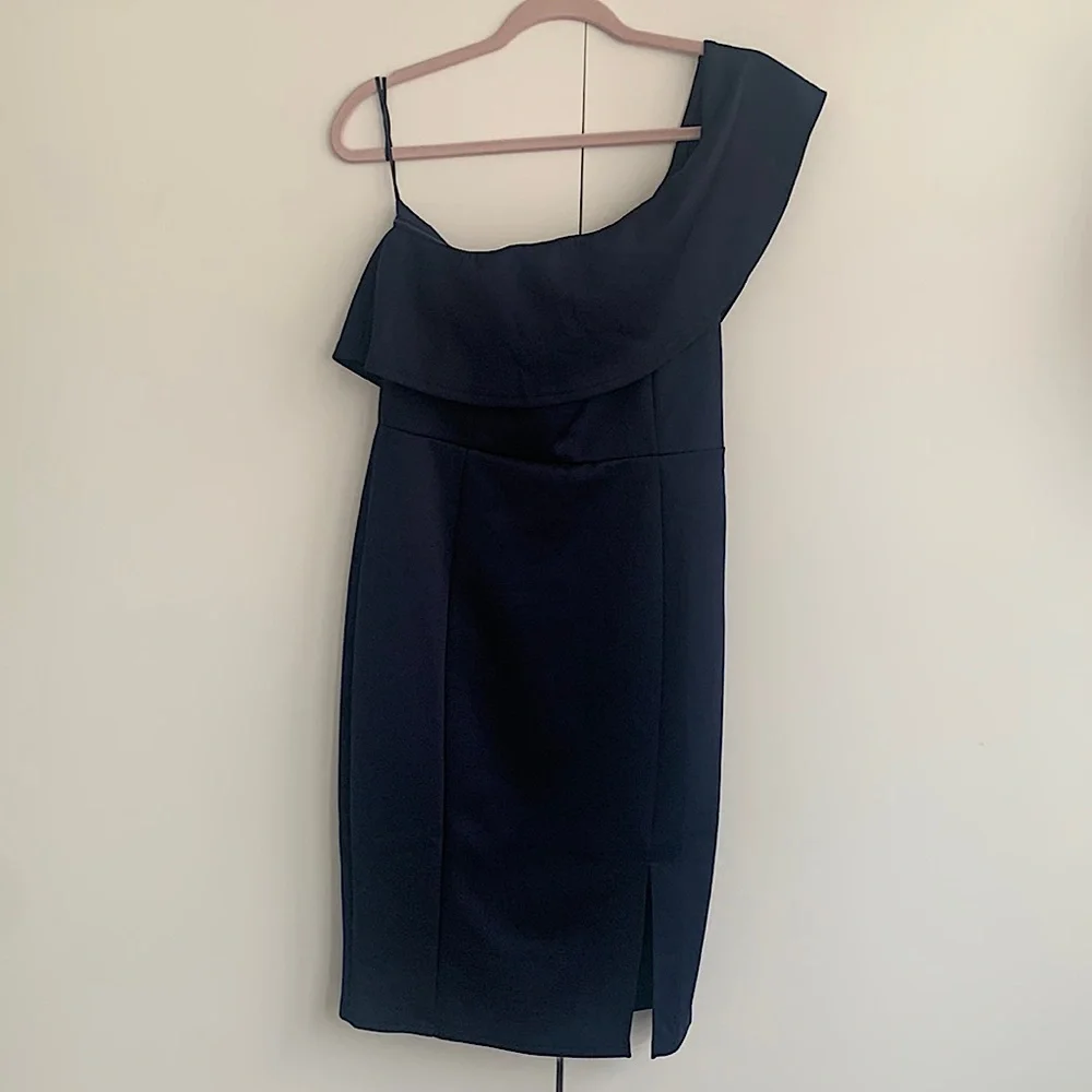 Showpo Seven Seas Dress in Navy. Size US 8. - Picture 4 of 9